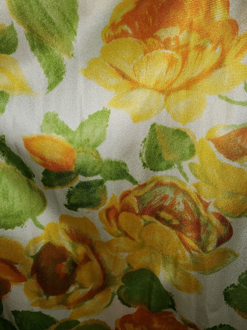 Vanity Fair Yellow and Green Floral Peignoir Set with Ruffle Trim - Picture 6 of 7